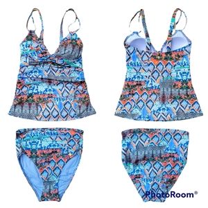 Sunseeker Two-piece Multicolored Floral Swimwear Summer Beach Pool Women Size 4